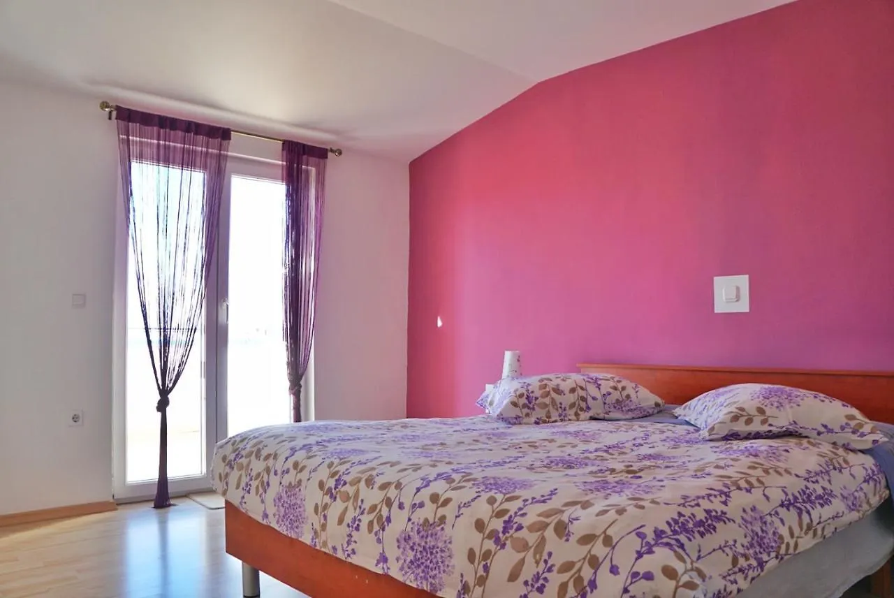 Apartmani Vesna Zambratija  0*, Zambratija (Istria) Chorwacja