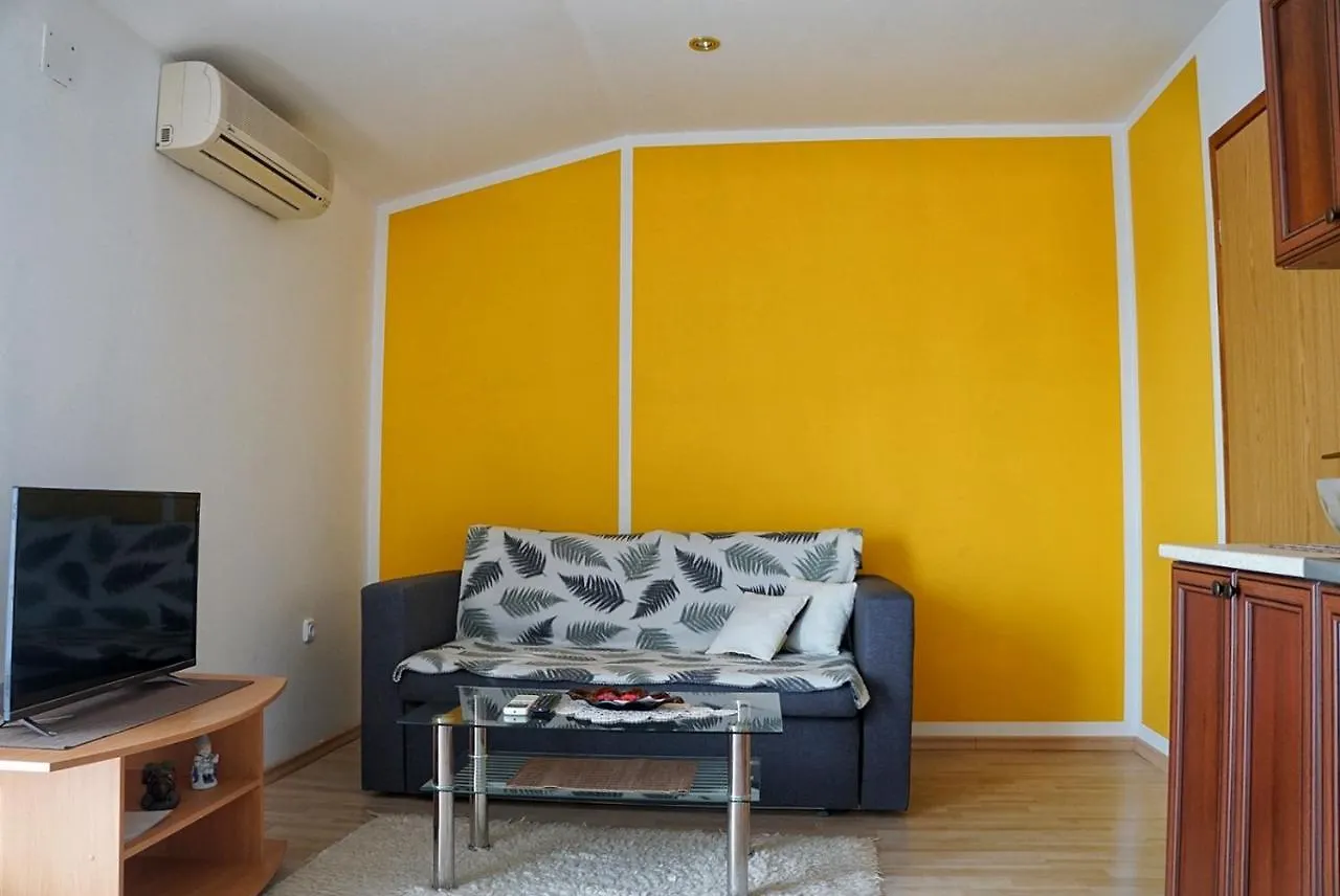 Apartmani Vesna Zambratija  0*, Zambratija (Istria)